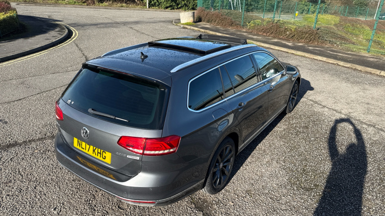 Volkswagen Passat 2.0 TDI R-Line 5dr DSG [Panoramic Roof] Diesel Estate